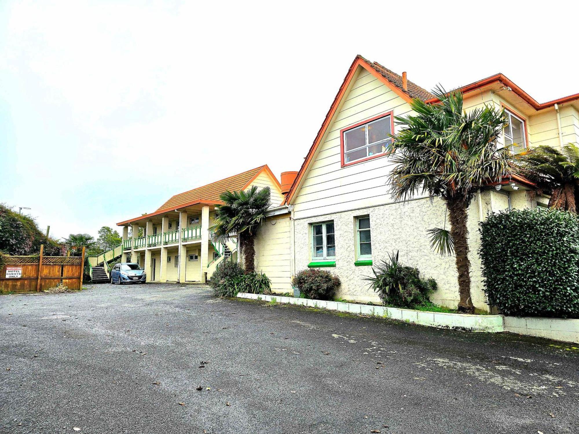 Putaruru Arms Motor Inn ภายนอก รูปภาพ